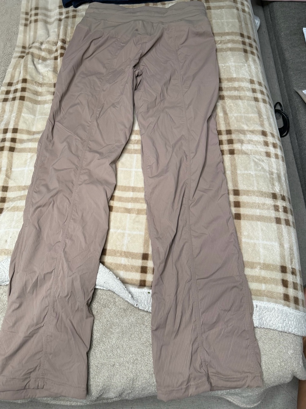 Lululemon dance studio pants - Picture 4 of 5